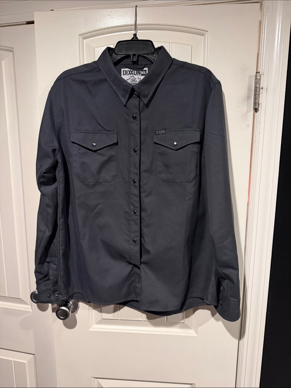DIXXON The Kraken Women’s Button-Down Shirt XL WXL gently worn